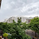 Luminous Appt Close To The Buttes Chaumont Park